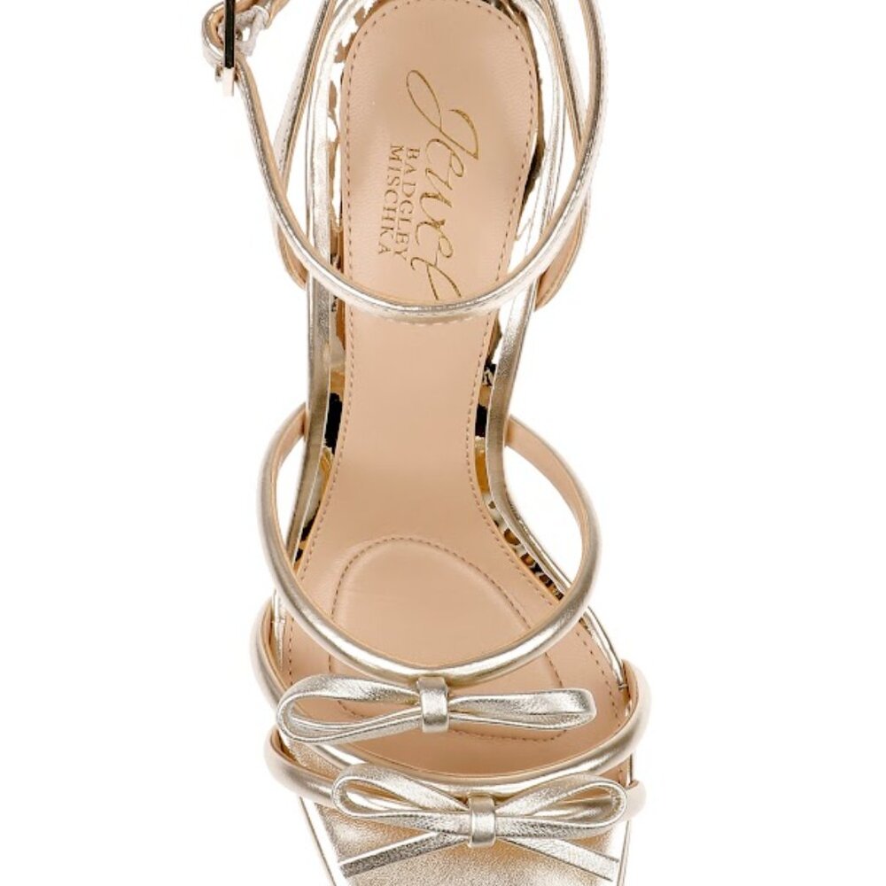 Jewel Badgley Mischka